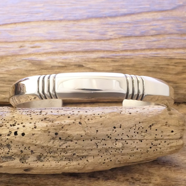 Cippy Crazy Horse(シッピークレイジーホース) ROCK STAR(ロックスター) バングル BUMP OF CHICKEN 藤原基央さん 愛用モデル バンプオブチキン 藤くん インディアンジュエリー コチティプエブロ族 CCH-247