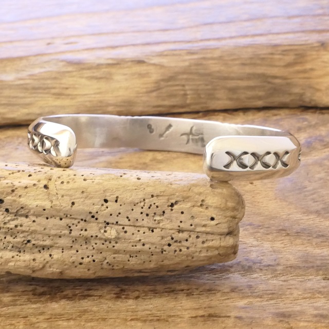 Cippy Crazy Horse(シッピークレイジーホース) ROCK STAR(ロックスター) バングル BUMP OF CHICKEN 藤原基央さん 愛用モデル バンプオブチキン 藤くん インディアンジュエリー コチティプエブロ族 CCH-247