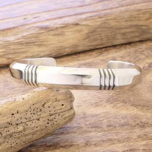 Cippy Crazy Horse(シッピークレイジーホース) ROCK STAR(ロックスター) バングル BUMP OF CHICKEN 藤原基央さん 愛用モデル バンプオブチキン 藤くん インディアンジュエリー コチティプエブロ族 CCH-249