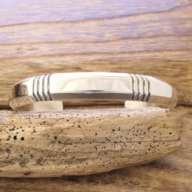 Cippy Crazy Horse(シッピークレイジーホース) ROCK STAR(ロックスター) バングル BUMP OF CHICKEN 藤原基央さん 愛用モデル バンプオブチキン 藤くん インディアンジュエリー コチティプエブロ族 CCH-249