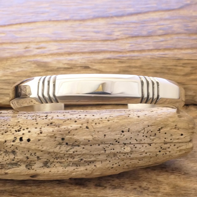 Cippy Crazy Horse(シッピークレイジーホース) ROCK STAR(ロックスター) バングル BUMP OF CHICKEN 藤原基央さん 愛用モデル バンプオブチキン 藤くん インディアンジュエリー コチティプエブロ族 CCH-250