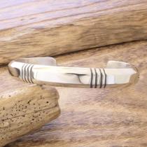 Cippy Crazy Horse(シッピークレイジーホース) ROCK STAR(ロックスター) バングル BUMP OF CHICKEN 藤原基央さん 愛用モデル バンプオブチキン 藤くん インディアンジュエリー コチティプエブロ族 CCH-251