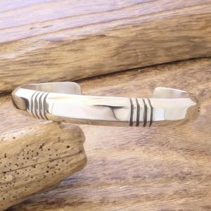 Cippy Crazy Horse(シッピークレイジーホース) ROCK STAR(ロックスター) バングル BUMP OF CHICKEN 藤原基央さん 愛用モデル バンプオブチキン 藤くん インディアンジュエリー コチティプエブロ族 CCH-251