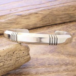 Cippy Crazy Horse(シッピークレイジーホース) ROCK STAR(ロックスター) バングル BUMP OF CHICKEN 藤原基央さん 愛用モデル バンプオブチキン 藤くん インディアンジュエリー コチティプエブロ族 CCH-252