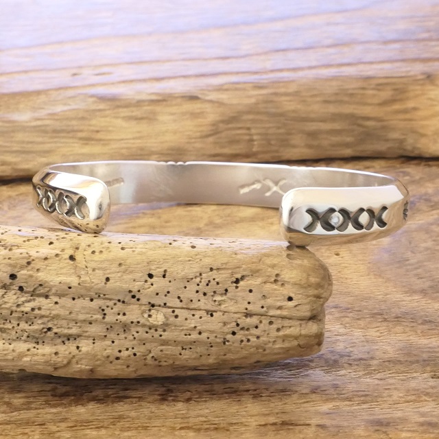 Cippy Crazy Horse(シッピークレイジーホース) ROCK STAR(ロックスター) バングル BUMP OF CHICKEN 藤原基央さん 愛用モデル バンプオブチキン 藤くん インディアンジュエリー コチティプエブロ族 CCH-253