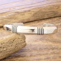 Cippy Crazy Horse(シッピークレイジーホース) ROCK STAR(ロックスター) バングル BUMP OF CHICKEN 藤原基央さん 愛用モデル バンプオブチキン 藤くん インディアンジュエリー コチティプエブロ族 CCH-255