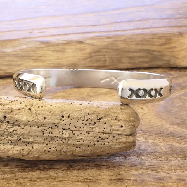 Cippy Crazy Horse(シッピークレイジーホース) ROCK STAR(ロックスター) バングル BUMP OF CHICKEN 藤原基央さん 愛用モデル バンプオブチキン 藤くん インディアンジュエリー コチティプエブロ族 CCH-254