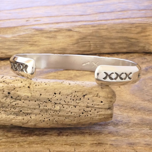 Cippy Crazy Horse(シッピークレイジーホース) ROCK STAR(ロックスター) バングル BUMP OF CHICKEN 藤原基央さん 愛用モデル バンプオブチキン 藤くん インディアンジュエリー コチティプエブロ族 CCH-255