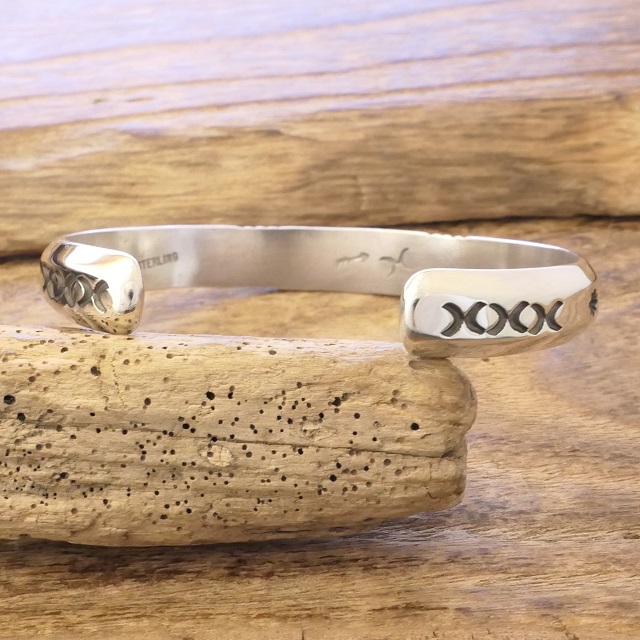 Cippy Crazy Horse(シッピークレイジーホース) ROCK STAR(ロックスター) バングル BUMP OF CHICKEN 藤原基央さん 愛用モデル バンプオブチキン 藤くん インディアンジュエリー コチティプエブロ族 CCH-256