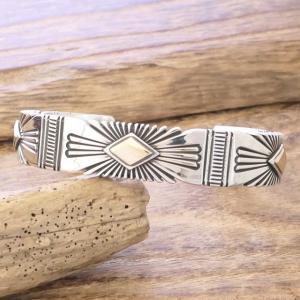 Pat Bedonie(パットベドニー) 14K ダイヤモンド サンバースト チゼル バングル インディアンジュエリー ナバホ族 14金 シルバー925 スタンプ 燻し ハンドメイド ジュエリー ネイティブ アメリカン ジュエリー PB-205【一点もの】【ギフト包装対応】【送料無料】