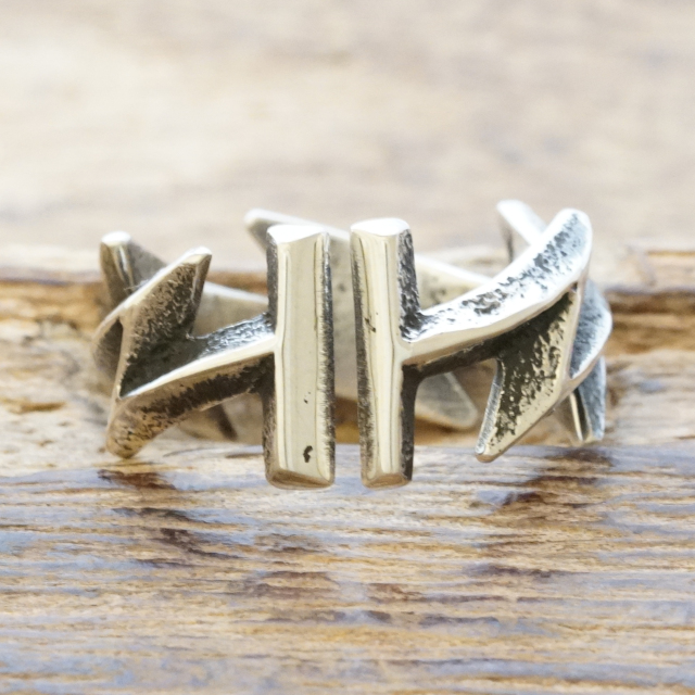 Aaron Anderson(アーロンアンダーソン) トゥファキャスト ライトニング リング インディアンジュエリー ナバホ族 稲妻 シルバー925 スタンプ 燻し ハンドメイド ジュエリー ネイティブ アメリカン ジュエリー AA-100【一点もの】【ギフト包装対応】【送料無料】