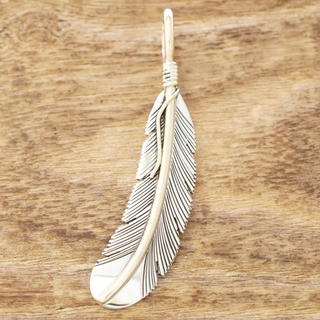 Harvey Mace(ハービーメイス) イーグル フェザー 12KGF ペンダント ネックレス インディアンジュエリー ナバホ族 シルバー925 羽 ハンドメイド ジュエリー ネイティブ アメリカン ジュエリー HM-301【一点もの】【ギフト包装対応】【送料無料】