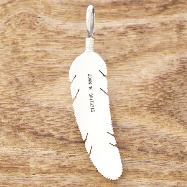 Harvey Mace(ハービーメイス) キングマン イーグル フェザー ペンダント ネックレス インディアンジュエリー ナバホ族 シルバー925 羽 ターコイズ アリゾナ産 ハンドメイド ジュエリー ネイティブ アメリカン ジュエリー HM-303【一点もの】【ギフト包装対応】【送料無料】