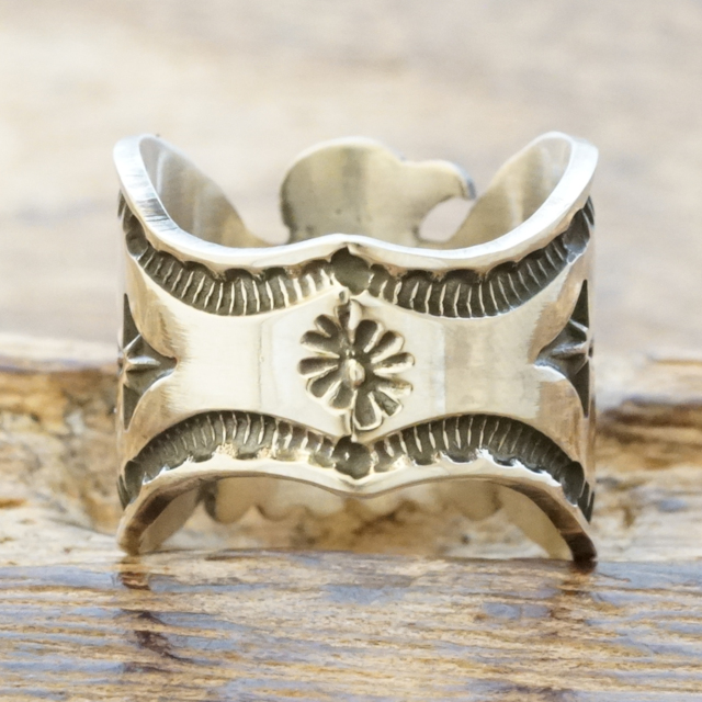 Sunshine Reeves(サンシャインリーブス) ローンマウンテン サンダーバード スタンプ リング ネバダ産 天然 ターコイズ シルバー925 スタンプワーク ハンドメイド インディアンジュエリー ナバホ族 SR-132 【一点もの】【送料無料】