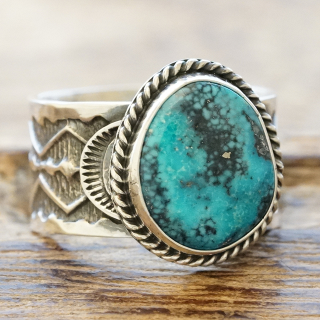 Sunshine Reeves(サンシャインリーブス) キングマン ターコイズ スタンプ リング アリゾナ産 天然 シルバー925 スタンプワーク インディアンジュエリー ナバホ族 シルバーアクセサリー ハンドメイドジュエリー SR-138 【一点もの】【送料無料】