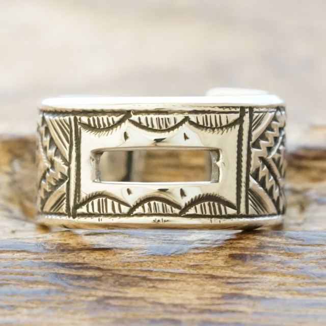Tuareg Silver(トゥアレグ シルバー) ハンドメイド フリータイプ リング メンズ レディース シルバー 指輪 トゥアレグ族 民族 アフリカ 遊牧民 手彫り ジュエリー アクセサリー TA-159