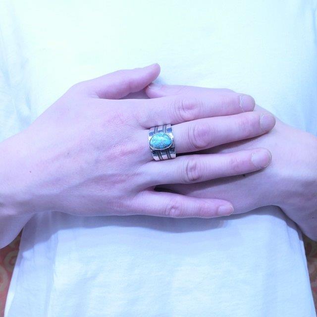 Pat Bedonie(パットベドニー) ナンバーエイト ライン スタンプ リング 21号 インディアンジュエリー ナバホ族 シルバー925 指輪 スタンプ ネバダ産 #8 ターコイズ ネイティブ アメリカン ジュエリー PB-111