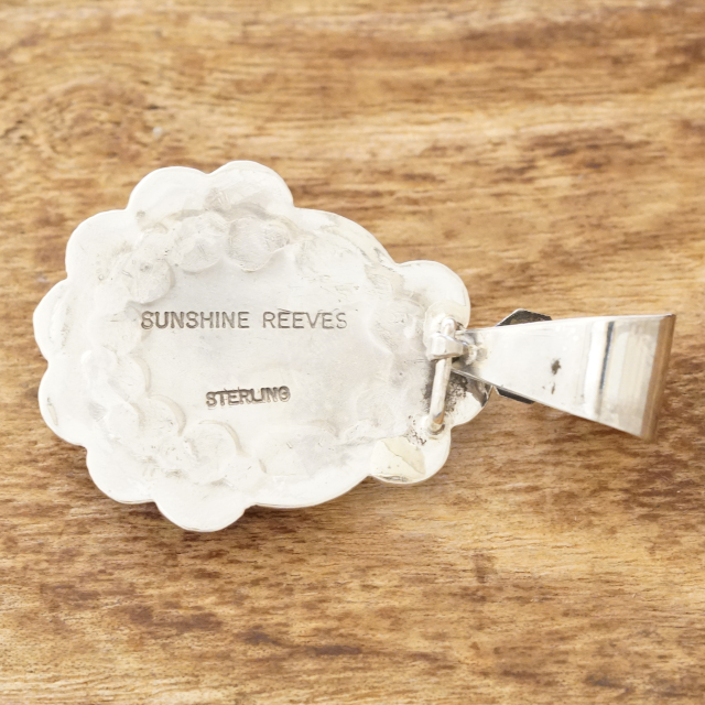 Sunshine Reeves(サンシャインリーブス) ブラックウェブ キングマン ターコイズ ペンダント ネックレス アメリカ産 天然 シルバー925 スタンプワーク インディアンジュエリー ナバホ族 ハンドメイド ジュエリー シルバーアクセサリー 銀 SR-306
