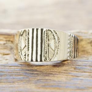 Tuareg silver(トゥアレグ シルバー) ハンドメイド リング メンズ レディース シルバー エボニーウッド 指輪 トゥアレグ族 手彫り ジュエリー アクセサリー TA-152