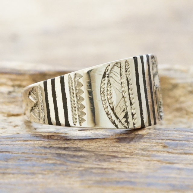 Tuareg silver(トゥアレグ シルバー) ハンドメイド リング メンズ レディース シルバー エボニーウッド 指輪 トゥアレグ族 手彫り ジュエリー アクセサリー TA-152