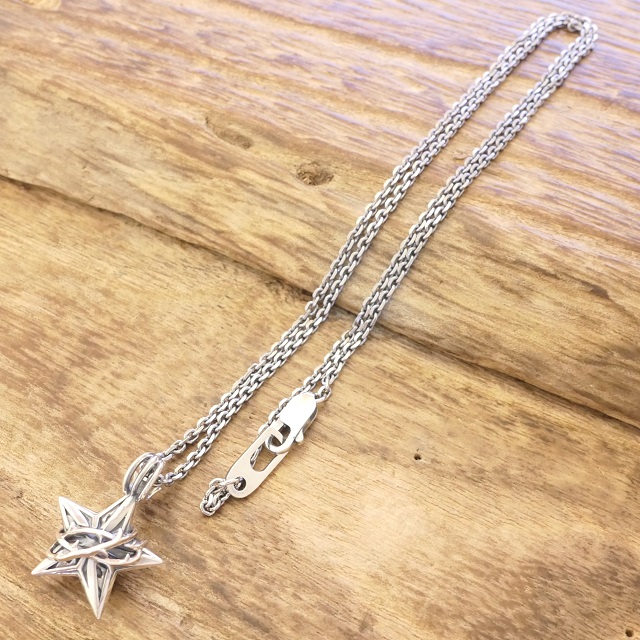エムズコレクション(M's collection) スター ネックレス シルバー925 イバラ 星 透かし彫り 銀 メンズ レディース シルバーアクセサリー 銀細工 ハンドメイド ジュエリー x0295