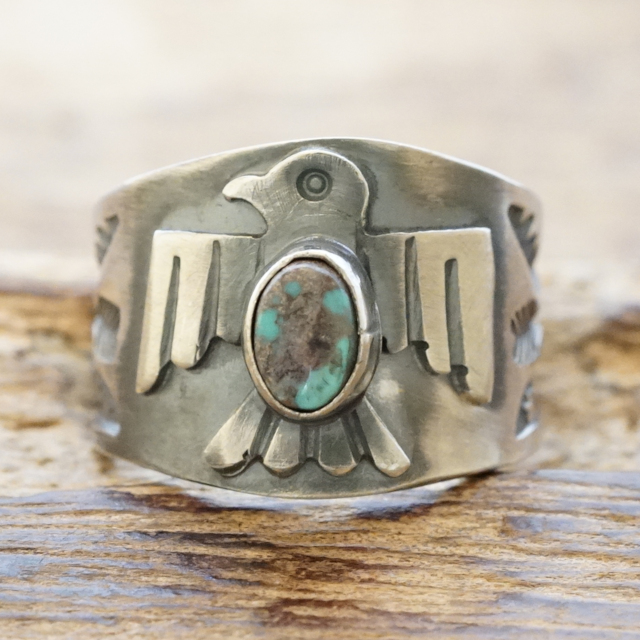 Sunshine Reeves(サンシャインリーブス) ビズビー サンダーバード スタンプ リング 天然ターコイズ シルバー925 スタンプワーク アロー スター インディアンジュエリー ナバホ族 シルバーアクセサリー 銀 SR-120