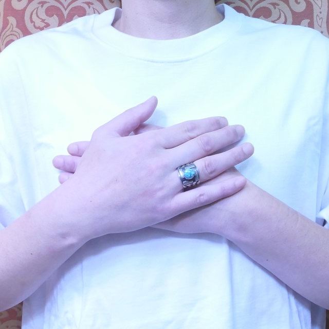 Sunshine Reeves(サンシャインリーブス) ブルームーン スワスティカ スタンプ リング 卍 マンジ 天然ターコイズ シルバー925 スタンプワーク アロー スター インディアンジュエリー ナバホ族 シルバーアクセサリー 銀 SR-122