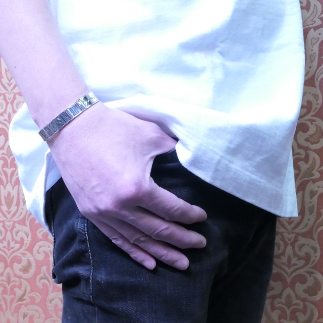 Tuareg Silver(トゥアレグ シルバー) ハンドメイド バングル メンズ レディース シルバー トゥアレグ族 サハラ砂漠 遊牧民 アフリカ ハンドメイド ジュエリー 手彫り ファッション ブランド アパレル おしゃれ TA-259