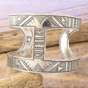 Tuareg silver(トゥアレグ シルバー) 手彫り バングル メンズ レディース シルバー トゥアレグ族 サハラ砂漠 遊牧民 ハンドメイド ジュエリー ファッション ブランド アパレル おしゃれ TA-255