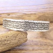 Sunshine Reeves(サンシャインリーブス) ヘビーゲージ 4面スタンプ バングル 143mm シルバー925 平打ち インディアンジュエリー ナバホ族 シルバーアクセサリー ネイティブ アメリカン ジュエリー SR-233