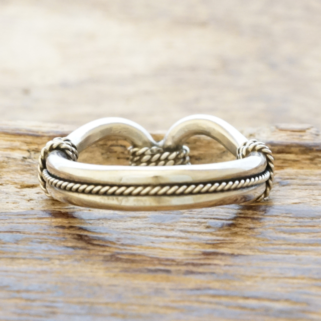 Steve Arviso(スティーブアルビソ) ホースウィスパラー リング インディアンジュエリー ナバホ族 シルバー925 ハンドメイド ジュエリー ネイティブ アメリカン ジュエリー SA-100