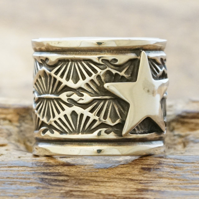Sunshine Reeves(サンシャインリーブス) スター スタンプ 平打ち リング シルバー925 指輪 太め インディアンジュエリー ナバホ族 ネイティブ アメリカン ジュエリー シルバーアクセサリー 銀 SR-125